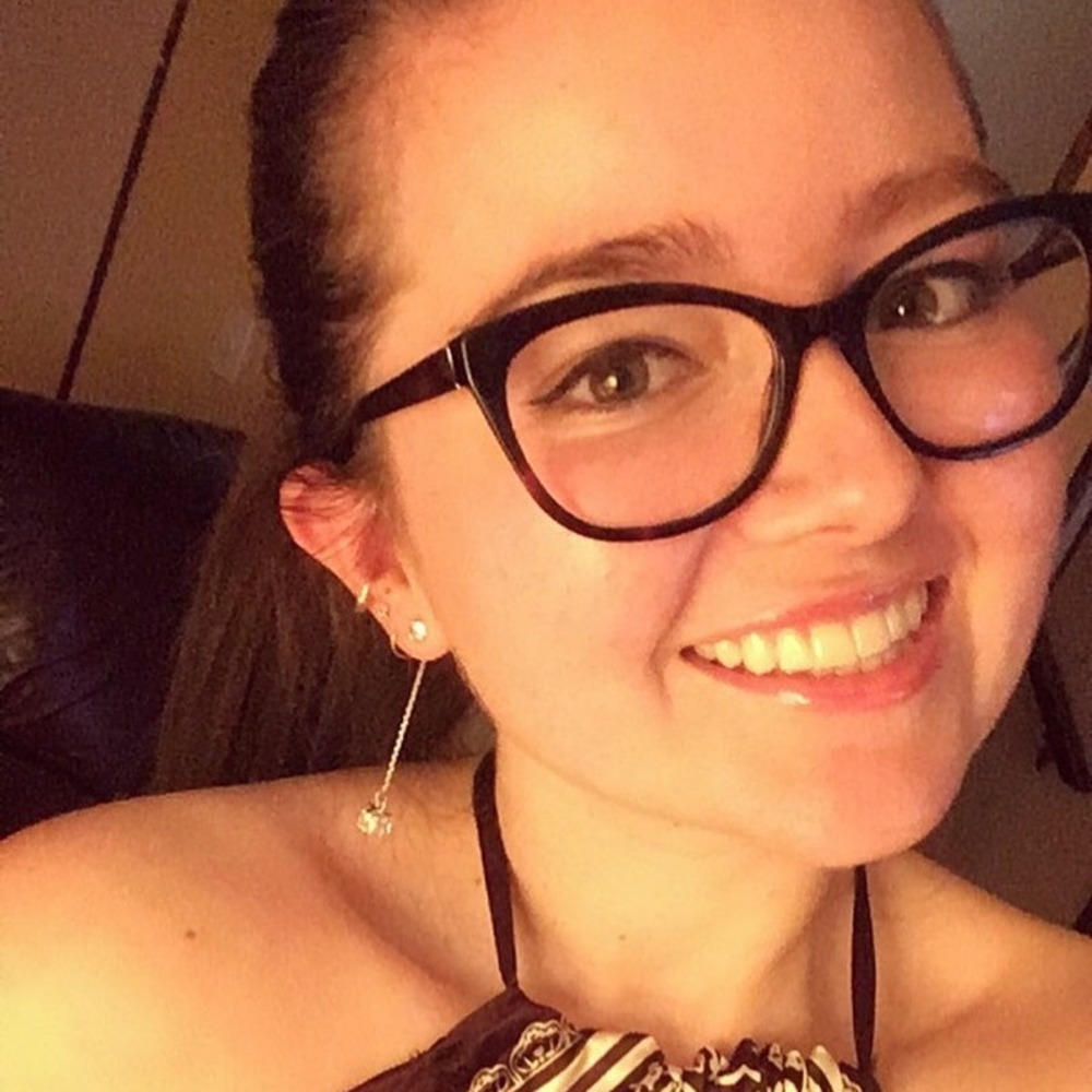 Meet your Posher, Emily